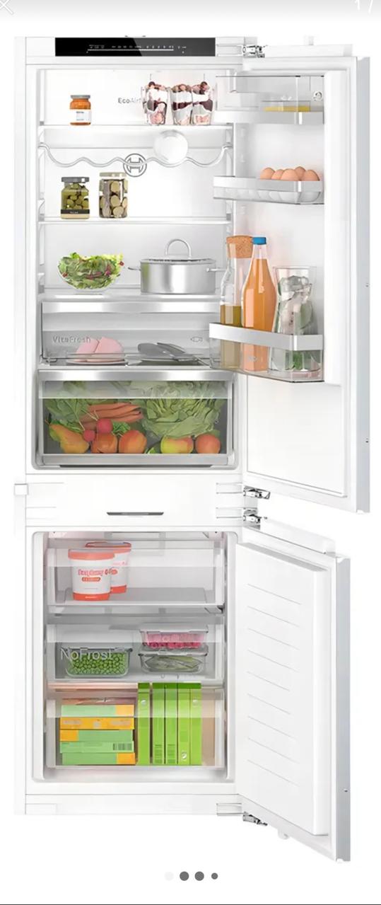 Heladera Bosch Panelable Combi KIM86ADD0 segunda vista